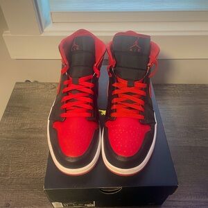 Jordan 1 mid black/fire red-white, size 11